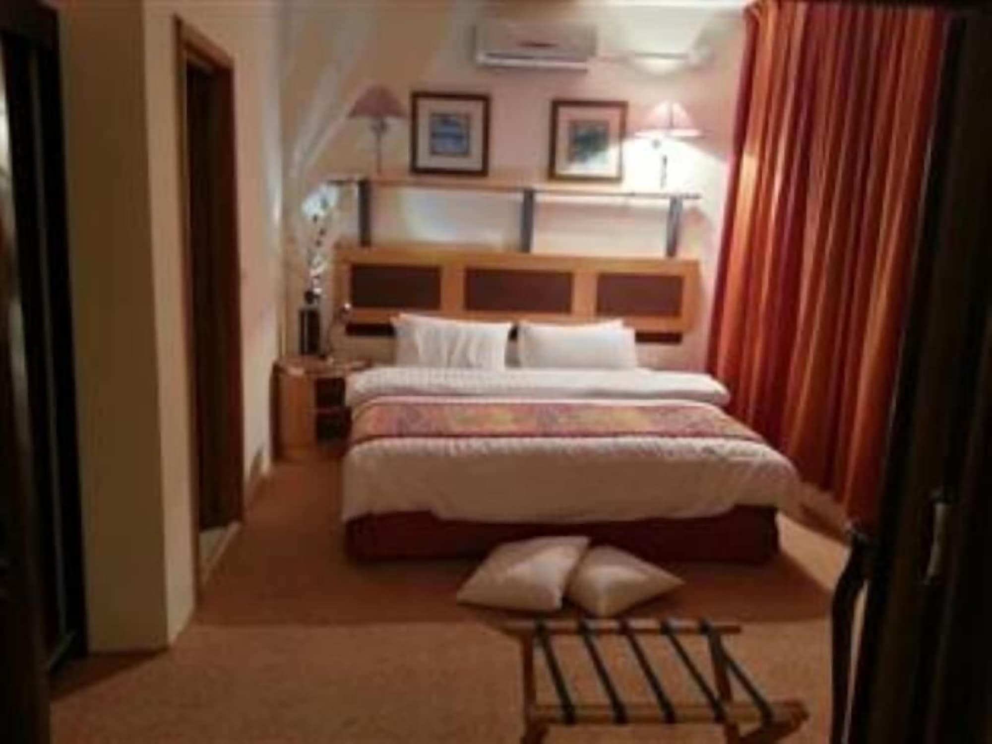 Renad Hotel Ammán Kültér fotó