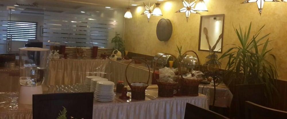 Renad Hotel Ammán Kültér fotó